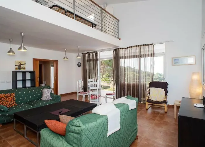 Yaco Villa Lloret de Mar