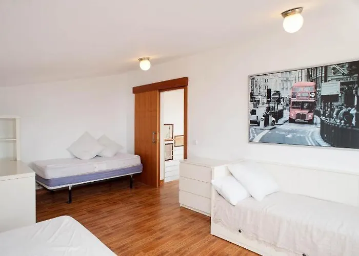 Yaco Villa Lloret de Mar