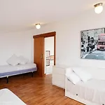 Yaco Villa Lloret de Mar